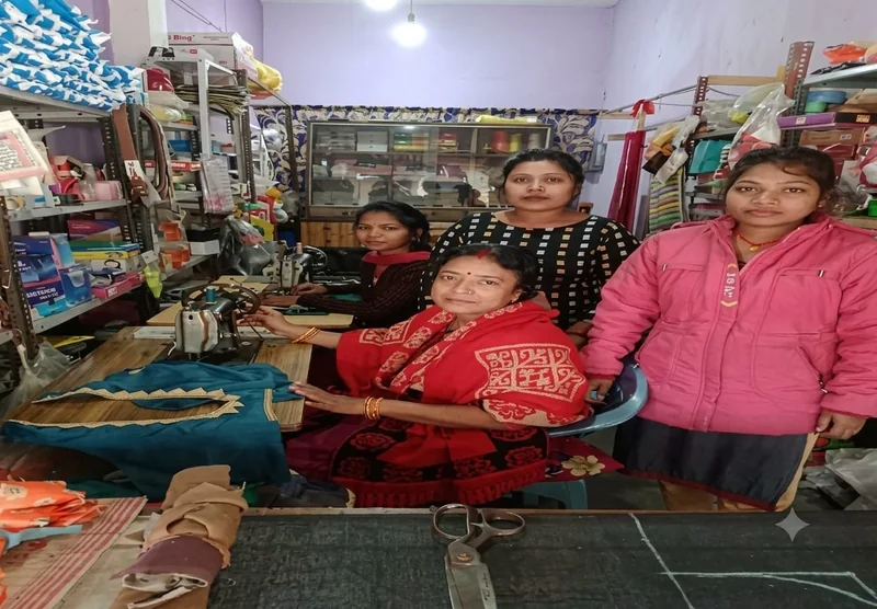 पीएम स्वनिधि योजना से गीता गुप्ता को सिलाई व्यवसाय बढ़ाने में मिली मदद