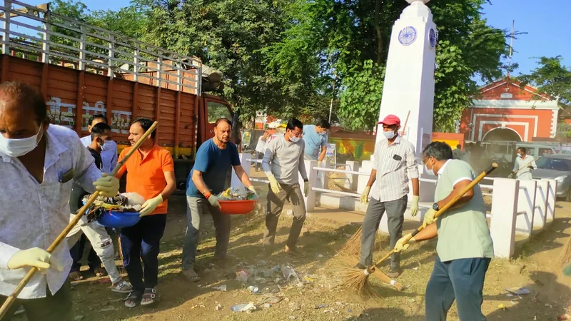 सेवा मेरा योगदान: हरदा में "स्वच्छता ही सेवा" से हुई अभियान की शुरुआत